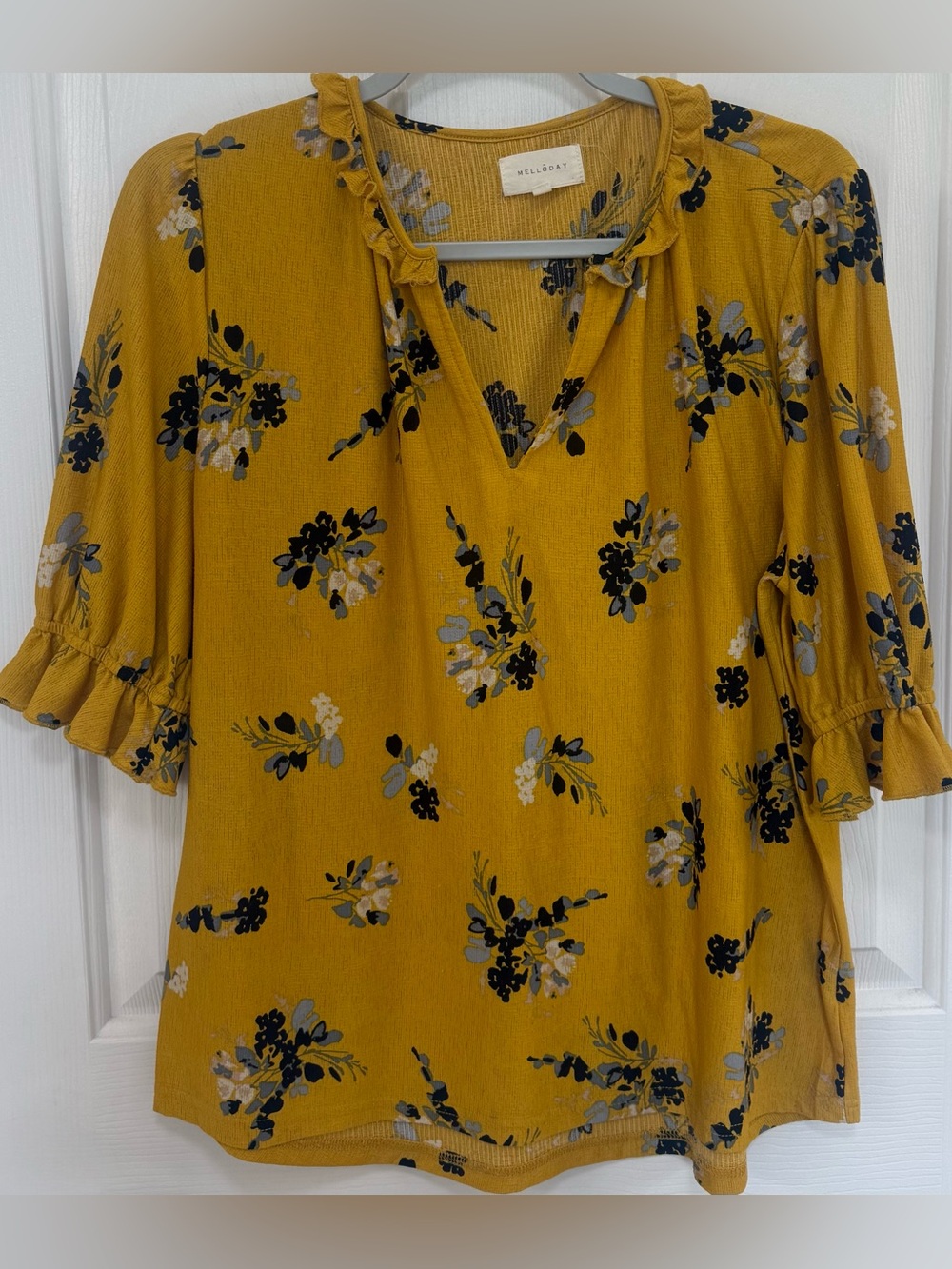 Melloday Mustard Floral V-Neck Ruffle Sleeve Top